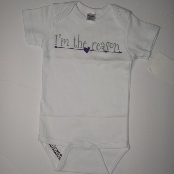 Personalized baby boy or girl onesie - Picture 10 of 13